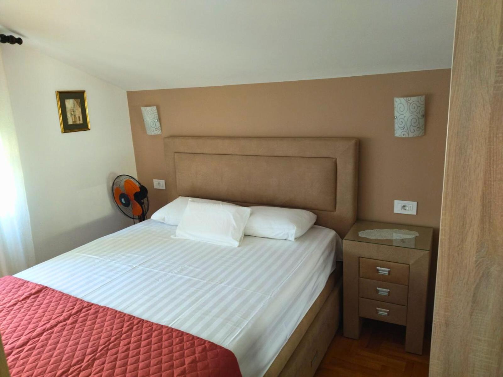 Apartmani Asanovic 布德瓦 外观 照片